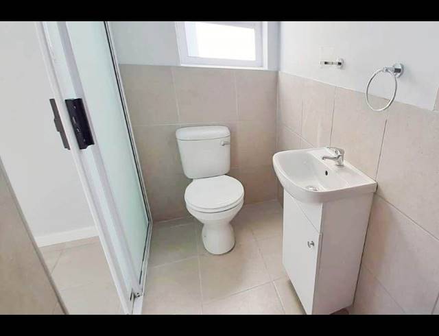 2 BEDROOM TOWNHOUSE RENTED IN FAIRVIEW